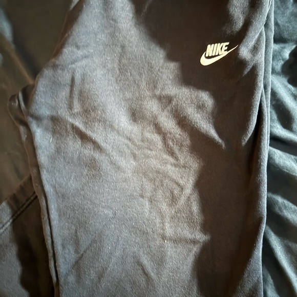 Nike sweats - Picture 2 of 4